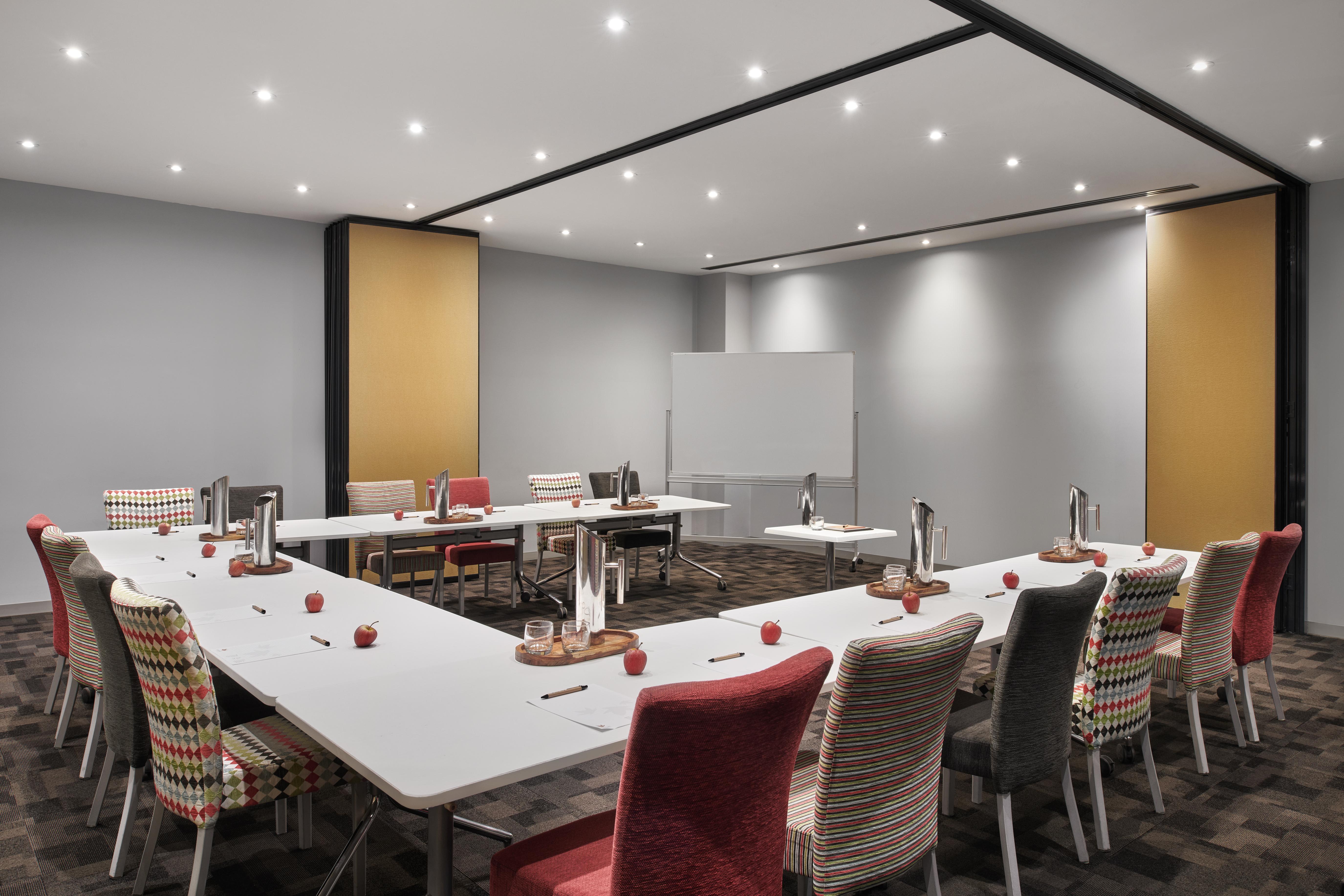 Punthill Apartment Hotel - Little Bourke — Photos 1